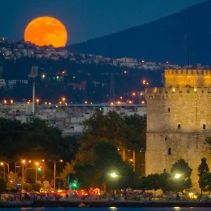 https://porto-sea-view-apartments-luxury-junior-suites.hotels-of-thessaloniki.com