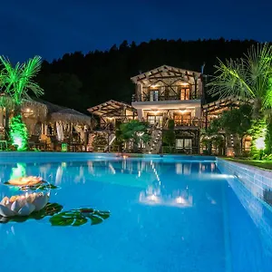 https://simon-king.hotelschalkidiki.net