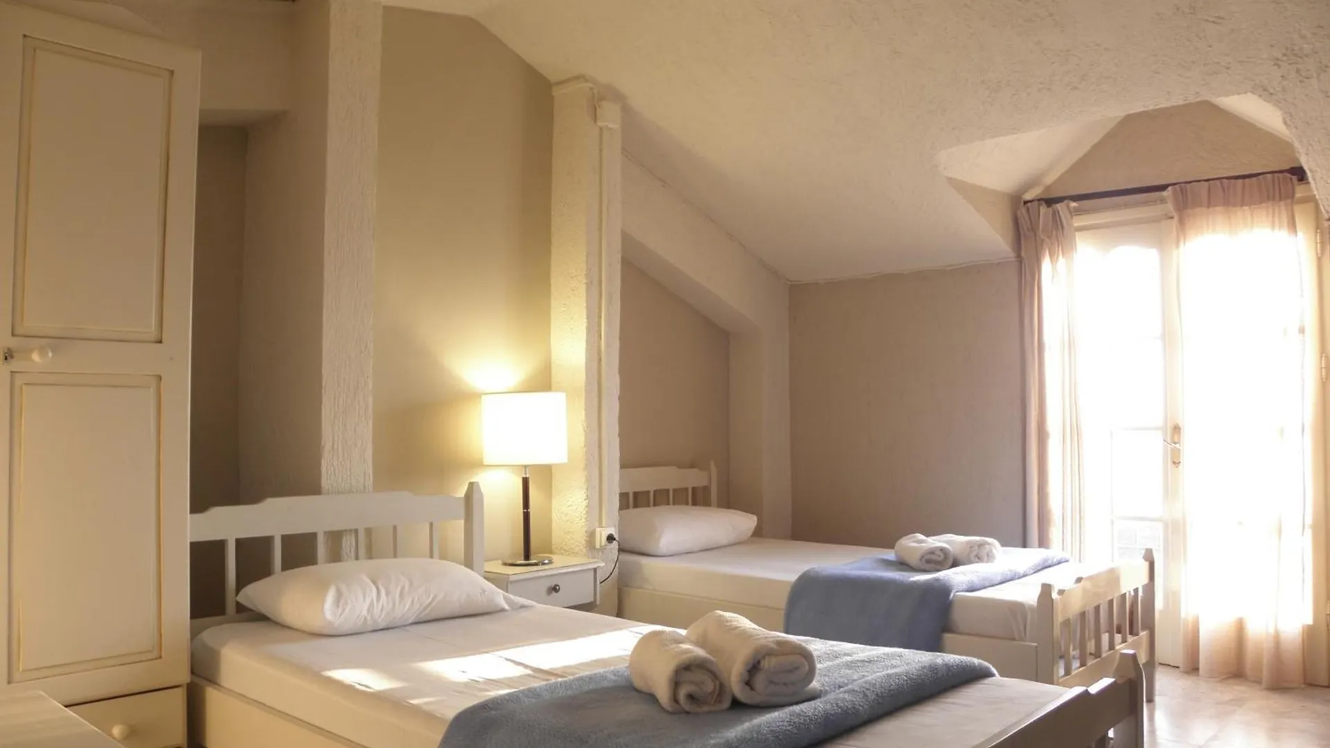 Irilena Studios And Apartments Lassi  Grecia